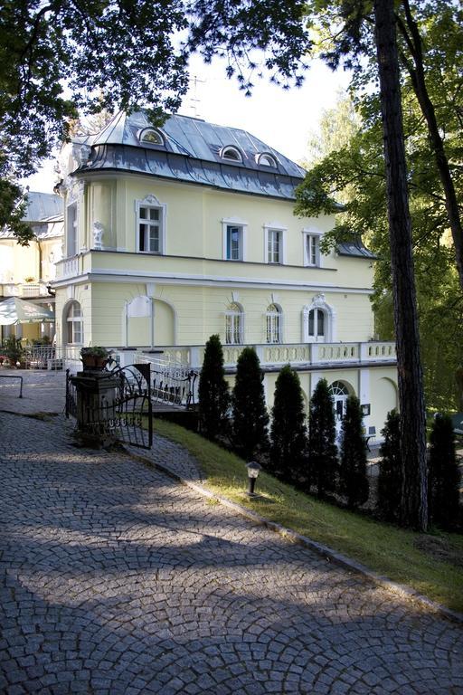 Hotel Saint Antonius Mariańskie Łaźnie Zewnętrze zdjęcie